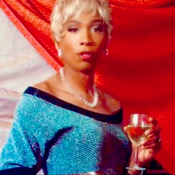 • A Private Performance • - Picture 3 of 3